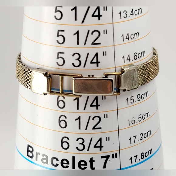 Vintage Citizen Ladies’ Quartz Watch – Oval Gold Tone Dress  4-155645 SP 88-5444 - Picture 8 of 8